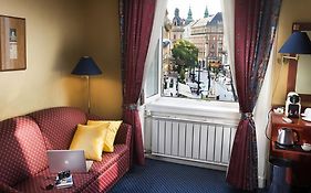 Leo Panzio Hotel